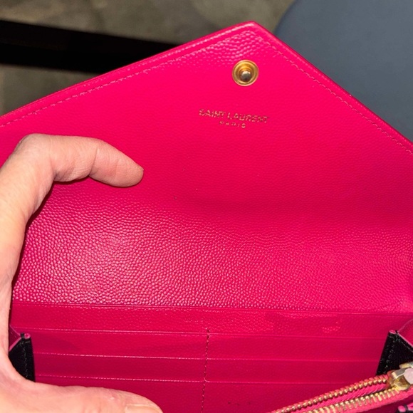 YVES ST LAURENT CHEVRON LONG WALLET - Picture 7 of 14